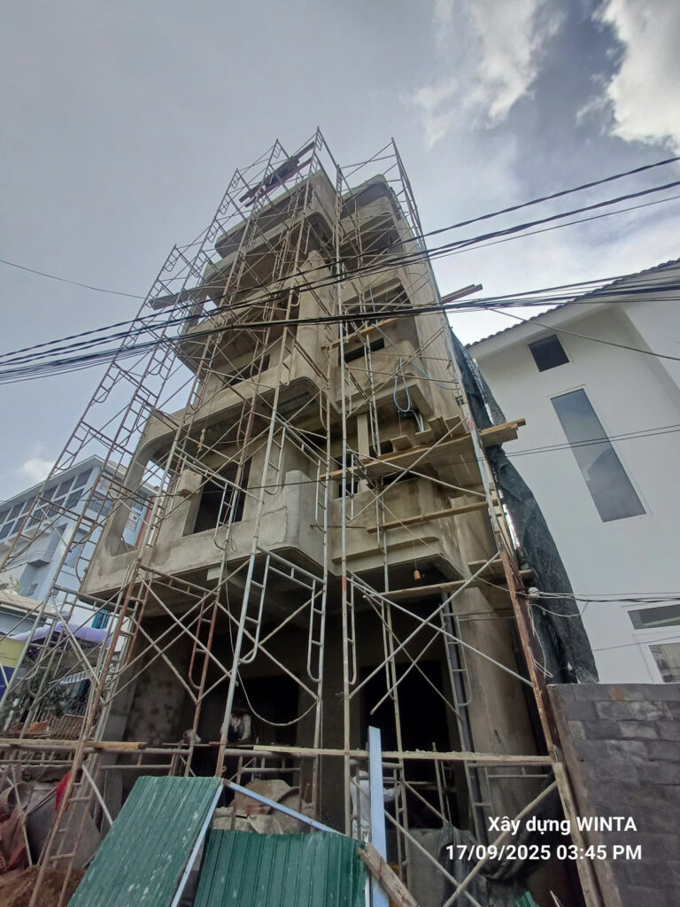 Công trình thực tế nhà phố tại Đà Lạt, Lâm Đồng do Winta thi công Công trình thực tế nhà phố tại Đà Lạt, Lâm Đồng do Winta thi công