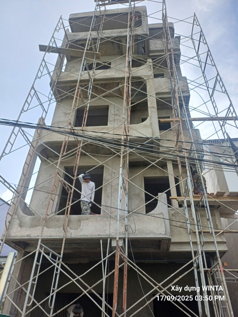 Quy Trình Thi Công Nhà Phần Thô Chuẩn Kỹ Thuật Từ A - Z 3 Hình ảnh thực tế thi công nhà phần thô tại Đà Lạt của Xây dựng WInta (Nhà đẹp Đà Lạt)